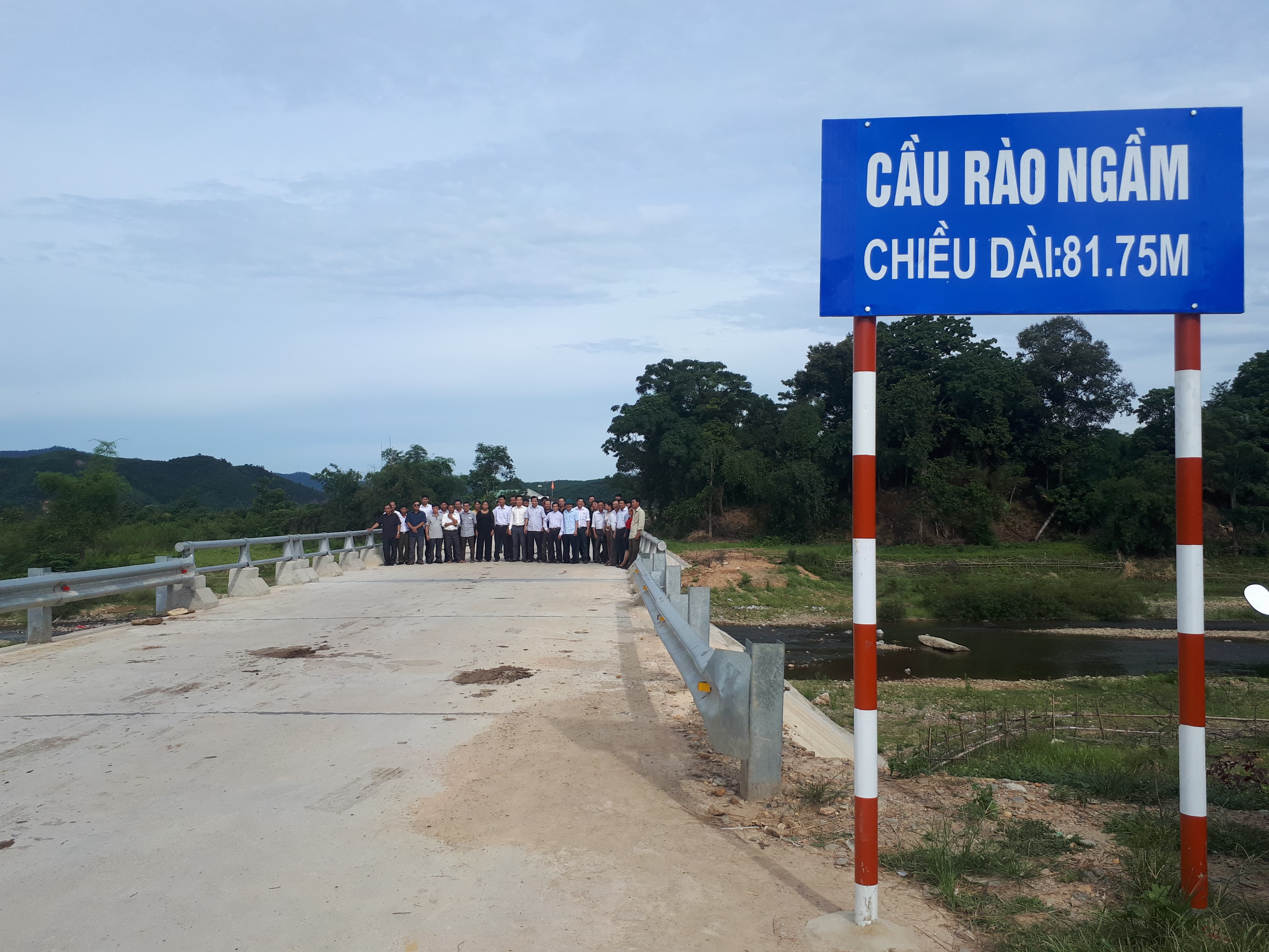 Khánh thành công trình cầu Rào Ngầm, xã Hương Lâm, huyện Hương Khê, tỉnh Hà Tĩnh